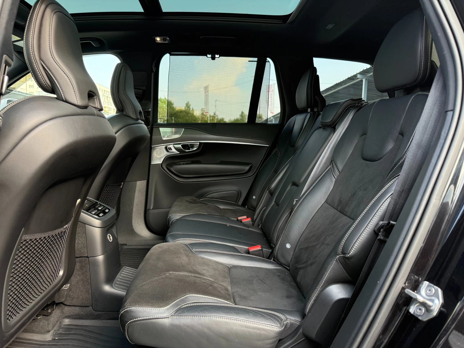 Volvo Xc90 R-DESIGN, eAWD, TWIN ENGINE, снимка 9 - Автомобили и джипове - 55803575