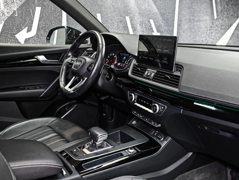 Audi Q5 Komfort 45 TFSI | Distronic | BLACK OPTICS, снимка 8 - Автомобили и джипове - 56151271