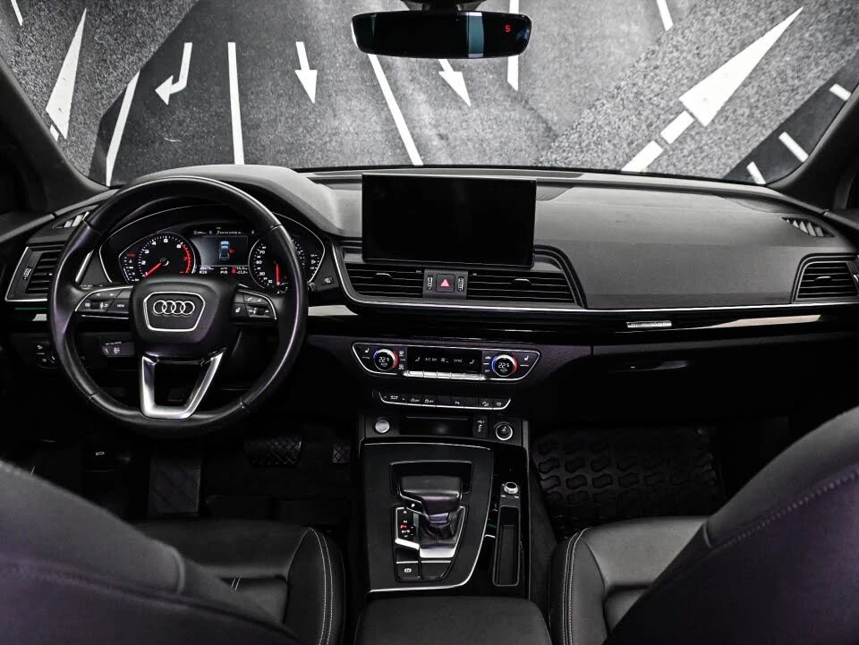 Audi Q5 Komfort 45 TFSI | Distronic | BLACK OPTICS, снимка 7 - Автомобили и джипове - 56151271
