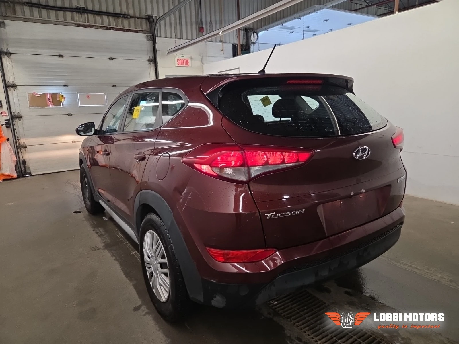 Hyundai Tucson, снимка 4 - Автомобили и джипове - 56296777