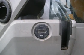 Багер Cat 323ELN, снимка 8