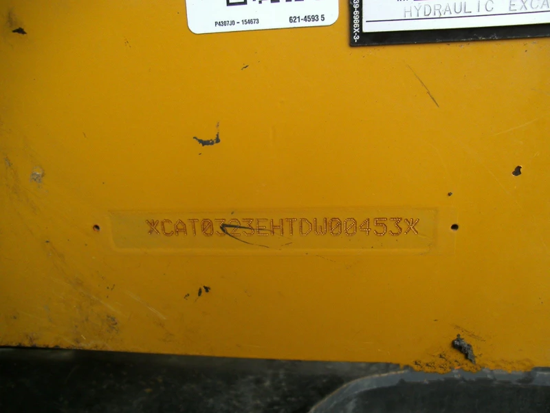 Багер Cat 323ELN, снимка 9 - Индустриална техника - 53347721