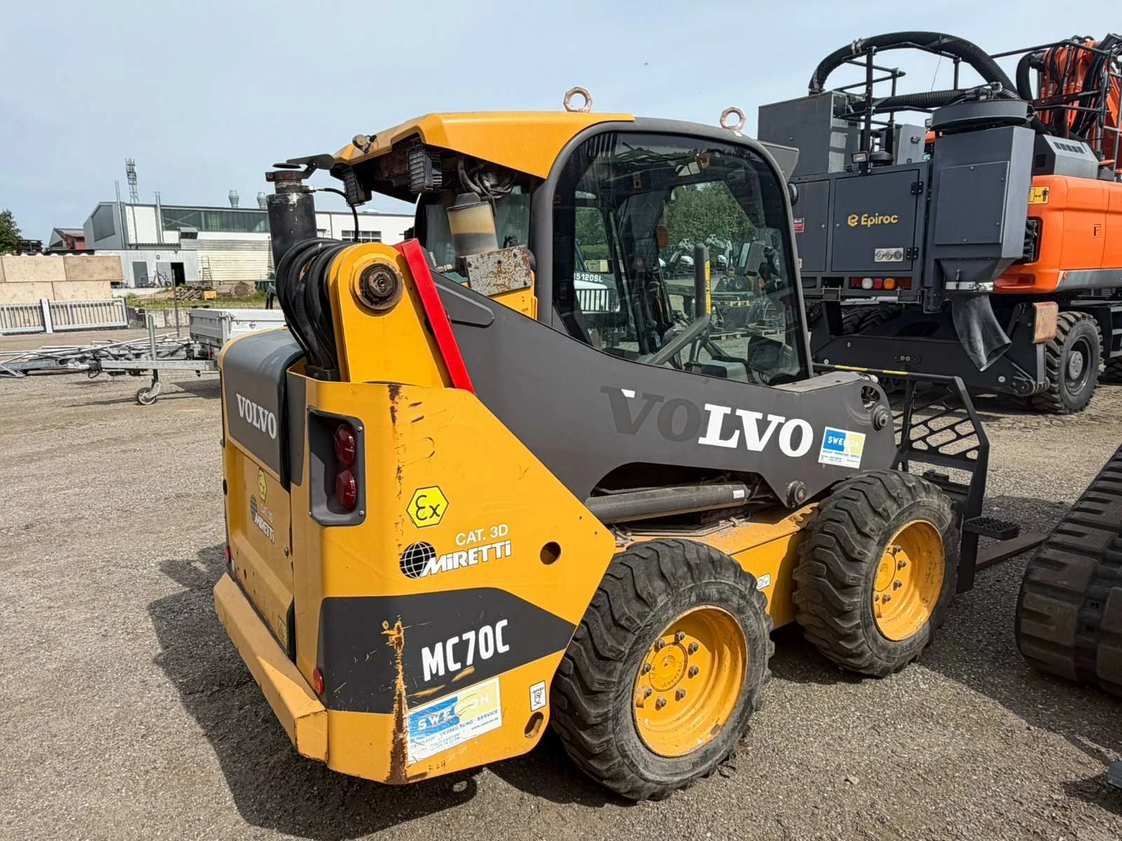 Мини челни товарачи Volvo MC 70C / КЛИМАТИК, снимка 3 - Индустриална техника - 55403669