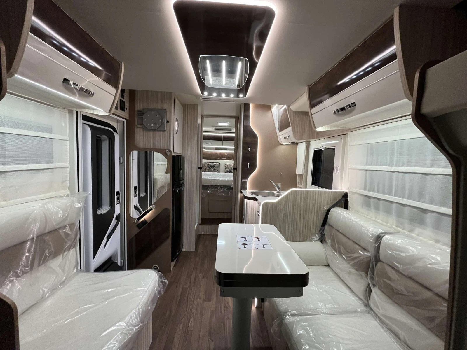 Кемпер Elnagh T-Loft* NAVI* Камера* Солар - изображение 4