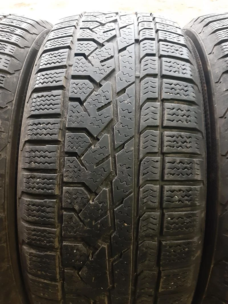 Гуми Зимни 265/65R17, снимка 5 - Гуми и джанти - 35189996