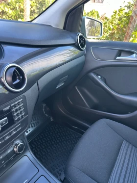 Mercedes-Benz B 180, снимка 10