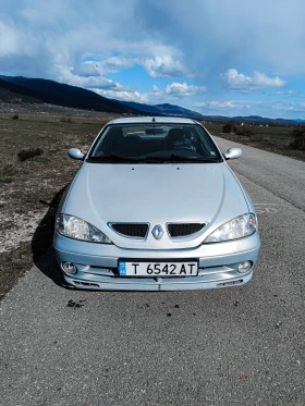 Renault Megane Coach 1.6 16v, снимка 1
