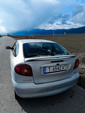 Renault Megane Coach 1.6 16v, снимка 2