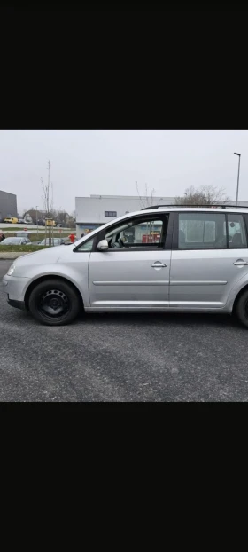 VW Touran VW Touran 2.0 TD? 140? От първия собственик Герма, снимка 2