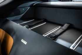 Ferrari 812 Superfast 12 Cilindri Rosso Corsa / Cuoio interior | Mobile.bg    17