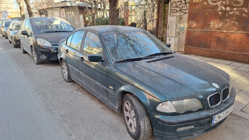 BMW 320, снимка 2 - Автомобили и джипове - 48821178