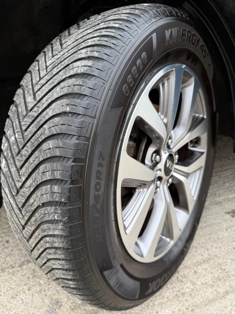 Kia Sportage 1.7CRDi* FACELIFT* EcoDynamics* * * , снимка 9 - Автомобили и джипове - 49464984