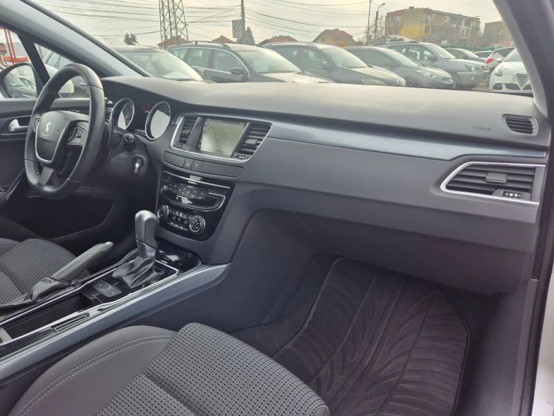 Peugeot 508 SW AUT NAVI KAMERA, снимка 13 - Автомобили и джипове - 49595559