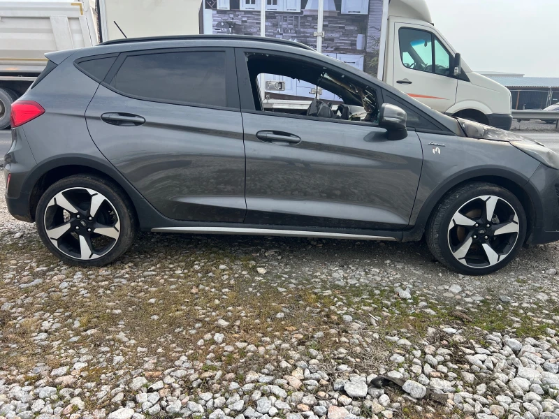 Ford Fiesta 1.5 d-, снимка 2 - Автомобили и джипове - 49645238