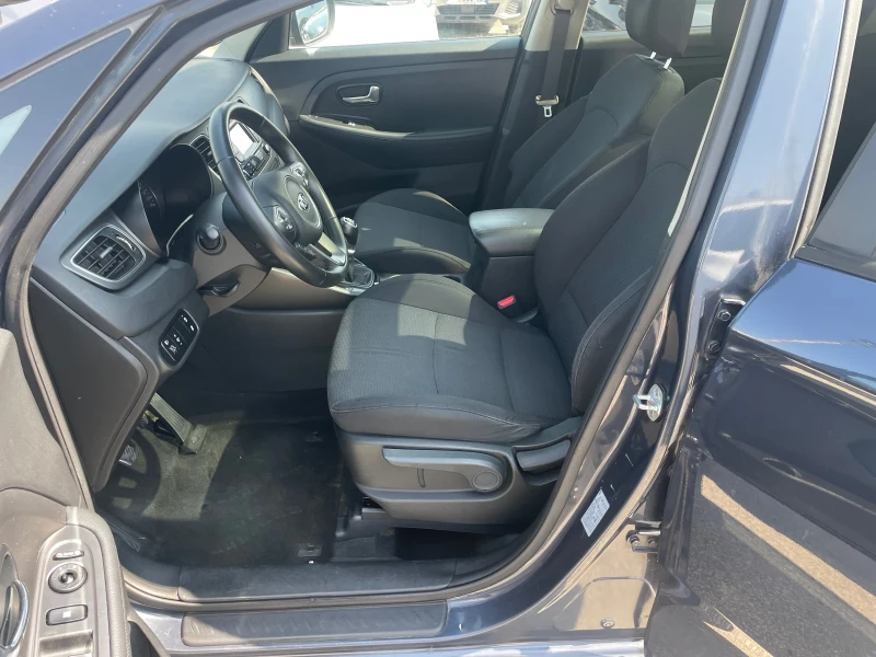 Kia Carens 1.7 CRDi 6+ 1, снимка 10 - Автомобили и джипове - 50645750