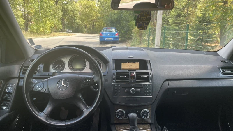 Mercedes-Benz C 220 W204, снимка 3 - Автомобили и джипове - 52675334