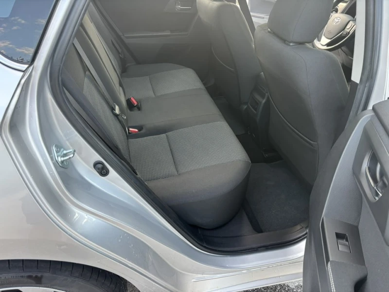 Toyota Auris 1.6 БЕНЗИН  EURO5 , снимка 11 - Автомобили и джипове - 51540226