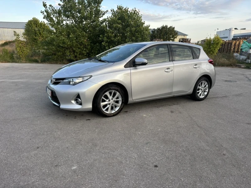 Toyota Auris 1.6 БЕНЗИН  EURO5 , снимка 6 - Автомобили и джипове - 51540226