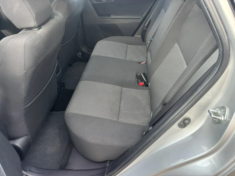 Toyota Auris 1.6 БЕНЗИН  EURO5 , снимка 13 - Автомобили и джипове - 51540226