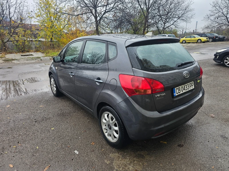 Kia Venga Фейслифт, снимка 6 - Автомобили и джипове - 52456479