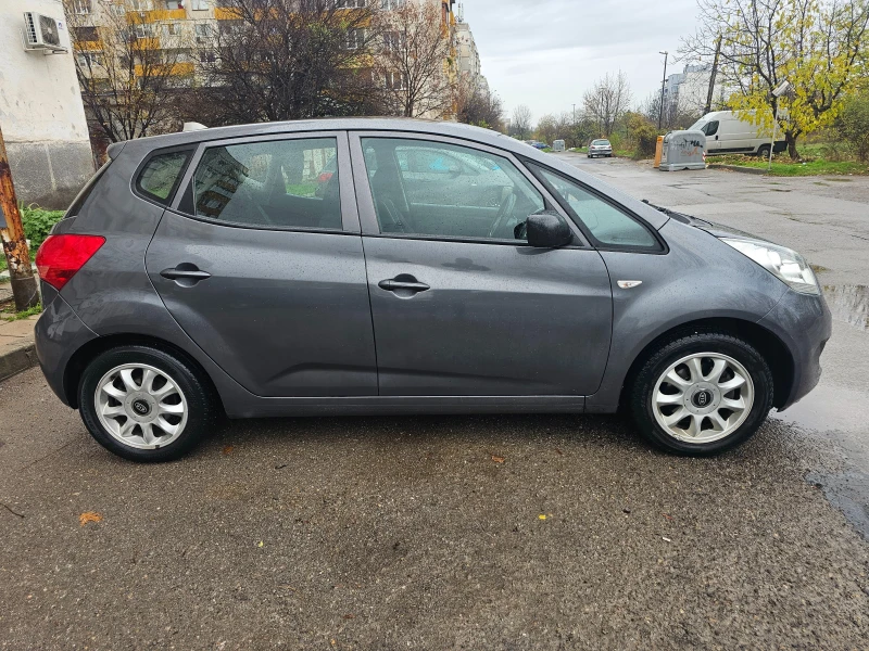 Kia Venga Фейслифт, снимка 3 - Автомобили и джипове - 52456479
