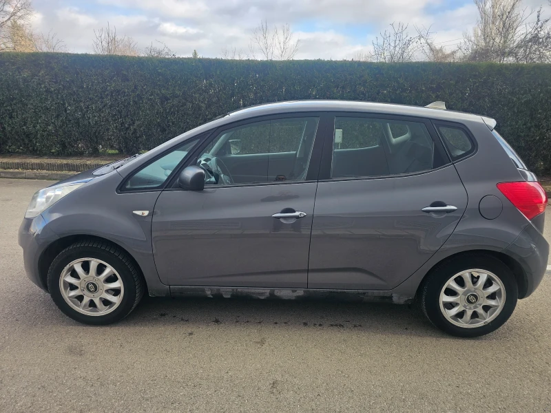 Kia Venga Фейслифт, снимка 7 - Автомобили и джипове - 52456479