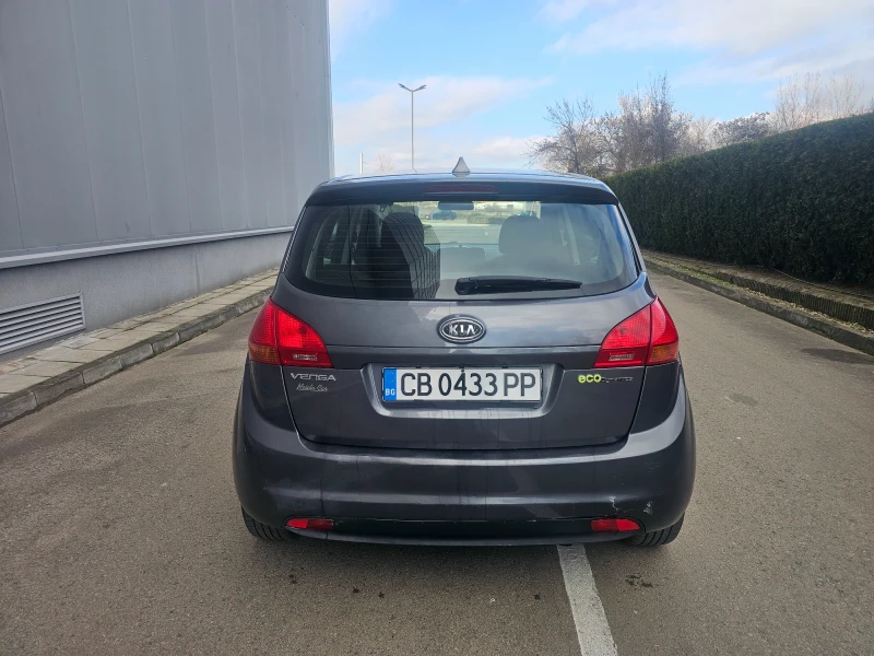 Kia Venga Фейслифт, снимка 5 - Автомобили и джипове - 52456479