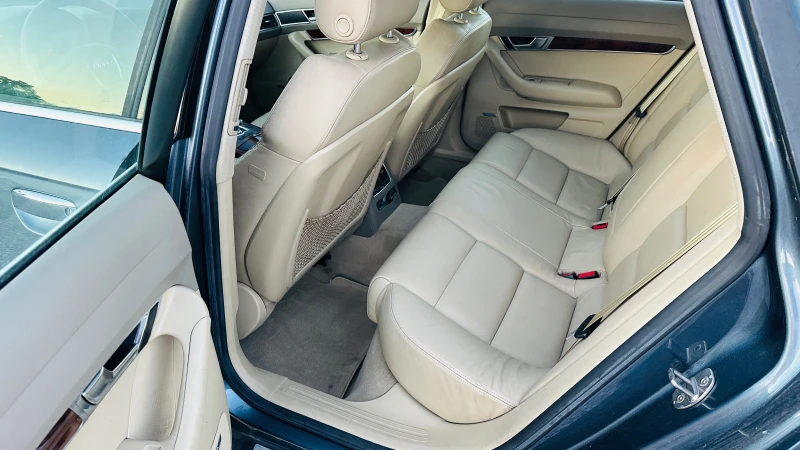 Audi A6 4.2i V8-Италия, снимка 8 - Автомобили и джипове - 52728927