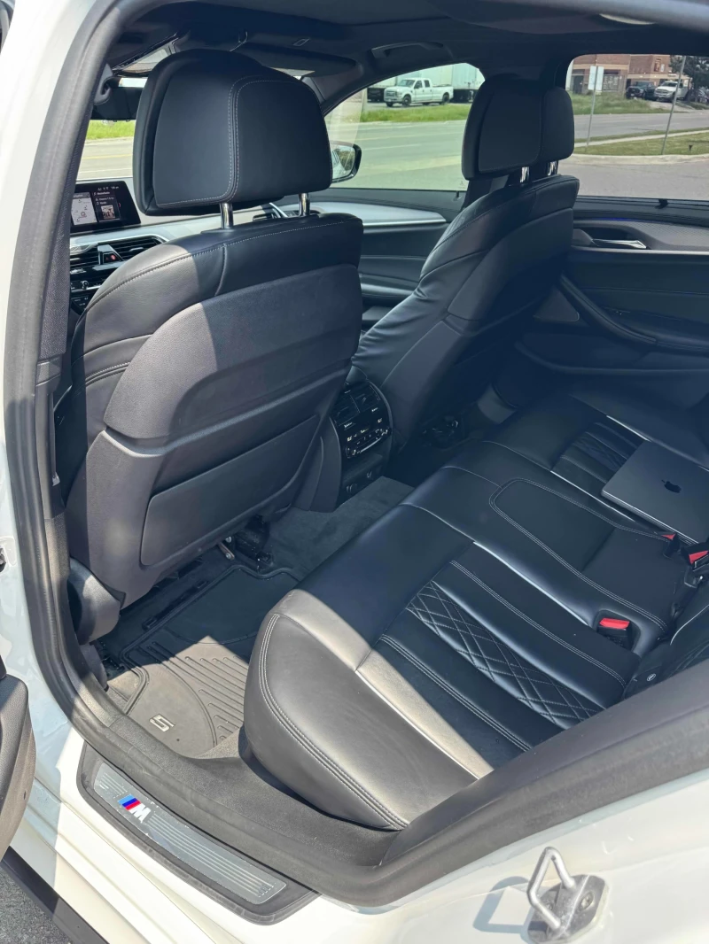 BMW 540 * * CARFAX * * АВТО КРЕДИТ * * , снимка 13 - Автомобили и джипове - 53203212