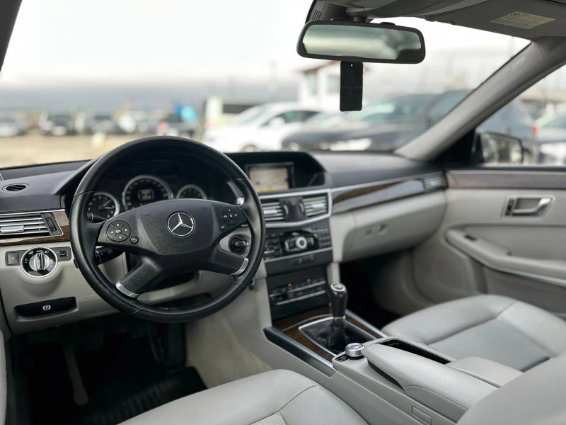 Mercedes-Benz E 200 / 2.0I / TURBO / 184HP / EURO 5 /, снимка 9 - Автомобили и джипове - 53384241