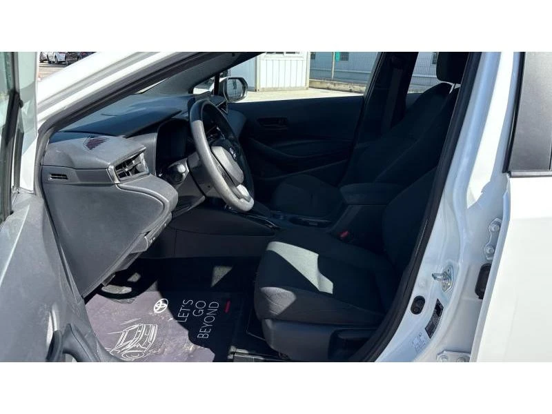 Toyota Corolla HB 1.8 HSD COMFORT, снимка 12 - Автомобили и джипове - 56267985