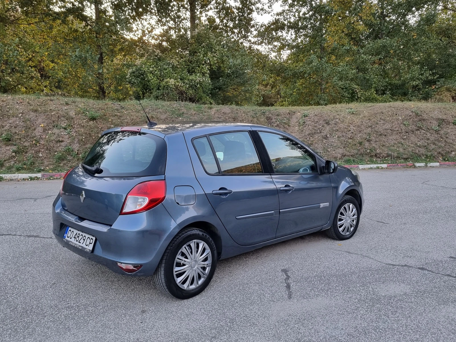 Renault Clio 1.2 GAZ/FACELIFT/NAVIGACIA/EURO5 - изображение 6