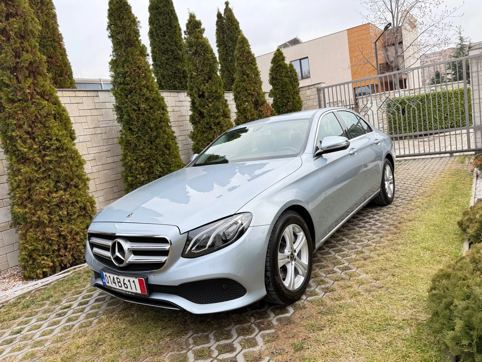 Mercedes-Benz E 220 cdi 4MATIC* 2018г. - [1] 