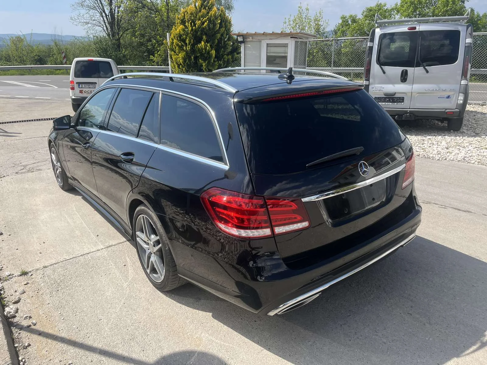 Mercedes-Benz E 250 9-GTRONIK - изображение 3