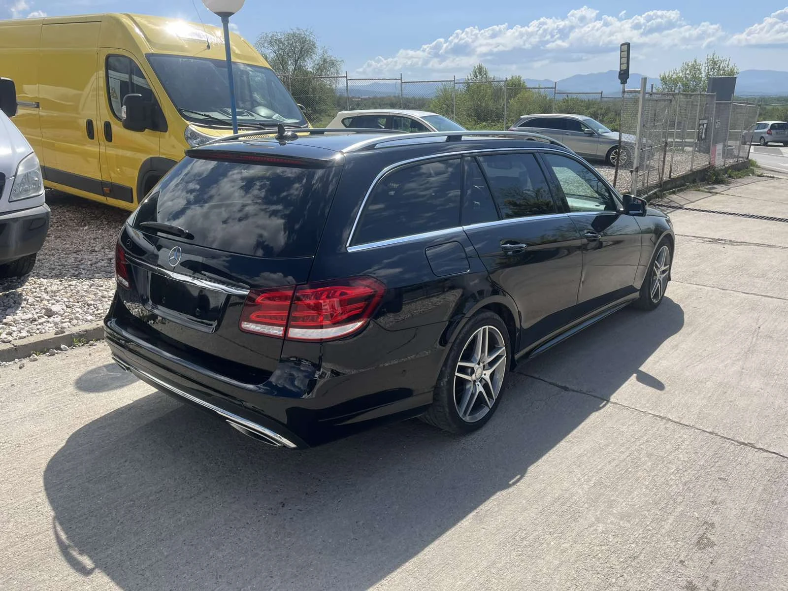 Mercedes-Benz E 250 9-GTRONIK - изображение 5