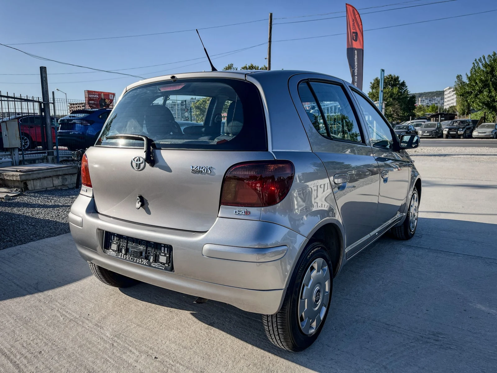 Toyota Yaris 1.4 D-4D - 75k.c. - изображение 5