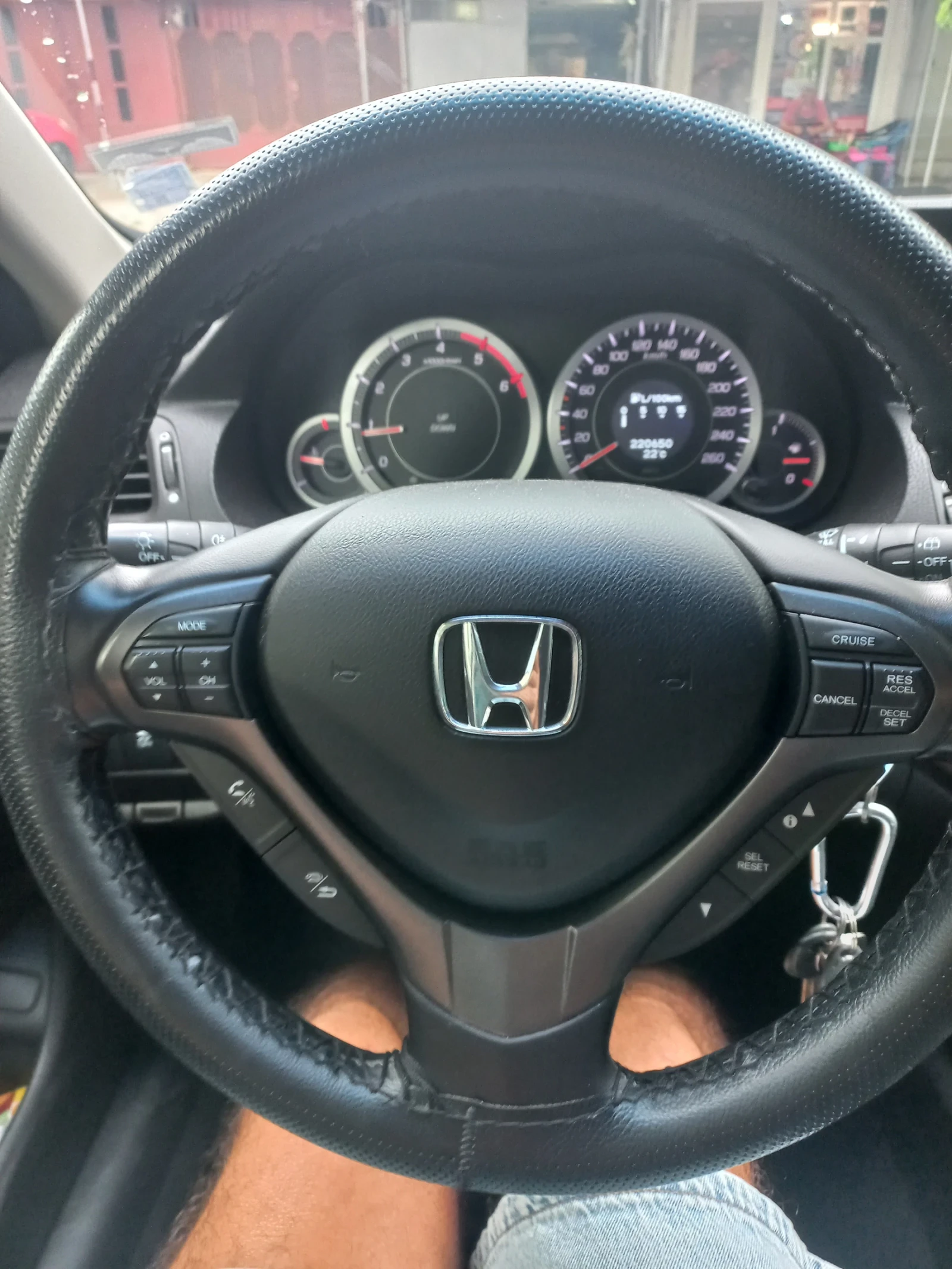 Honda Accord  - изображение 9