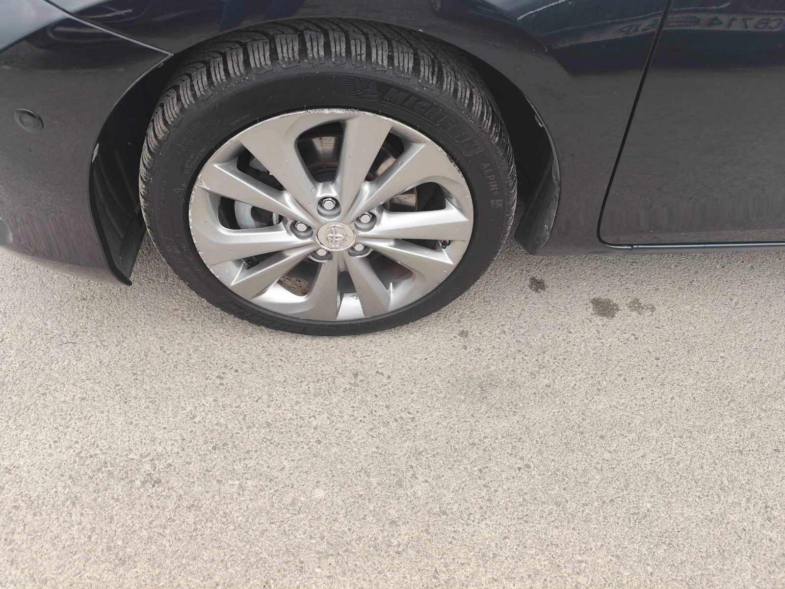 Toyota Auris 1.8HYBRID SYNERGY DRIVE* EURO5B* LED* , снимка 15 - Автомобили и джипове - 53909549