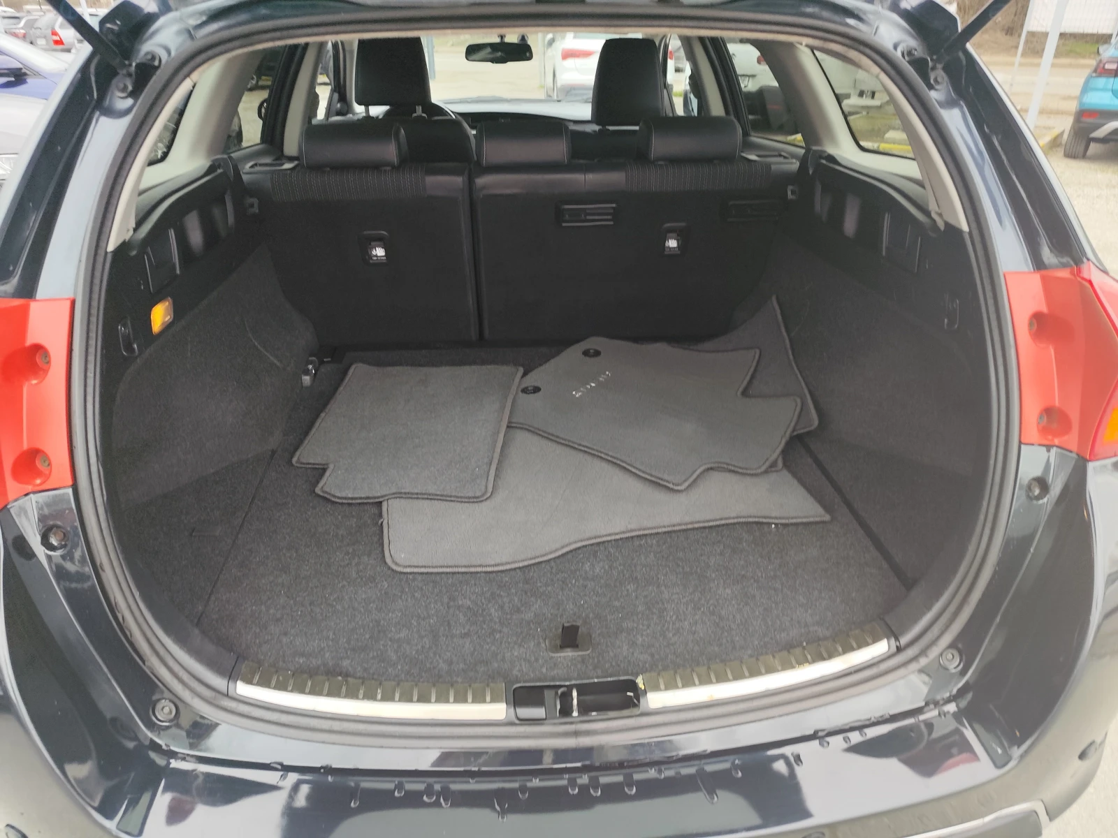 Toyota Auris 1.8HYBRID SYNERGY DRIVE* EURO5B* LED* , снимка 13 - Автомобили и джипове - 53909549