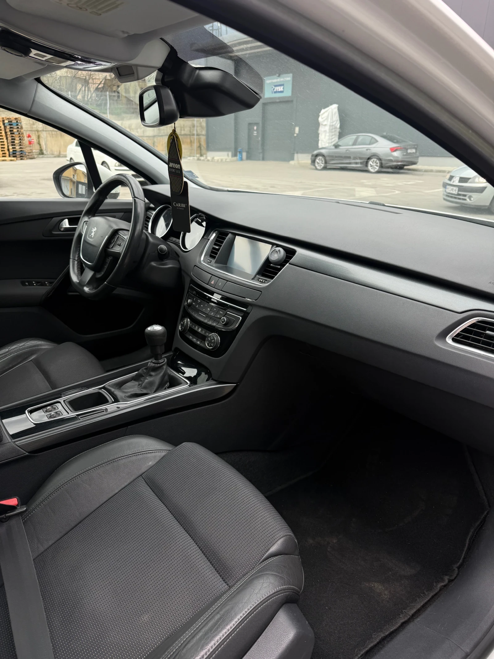 Peugeot 508 2.0 HDI 163 hp * Панорама* * Подгрев* * KeyLess* , снимка 8 - Автомобили и джипове - 53960844