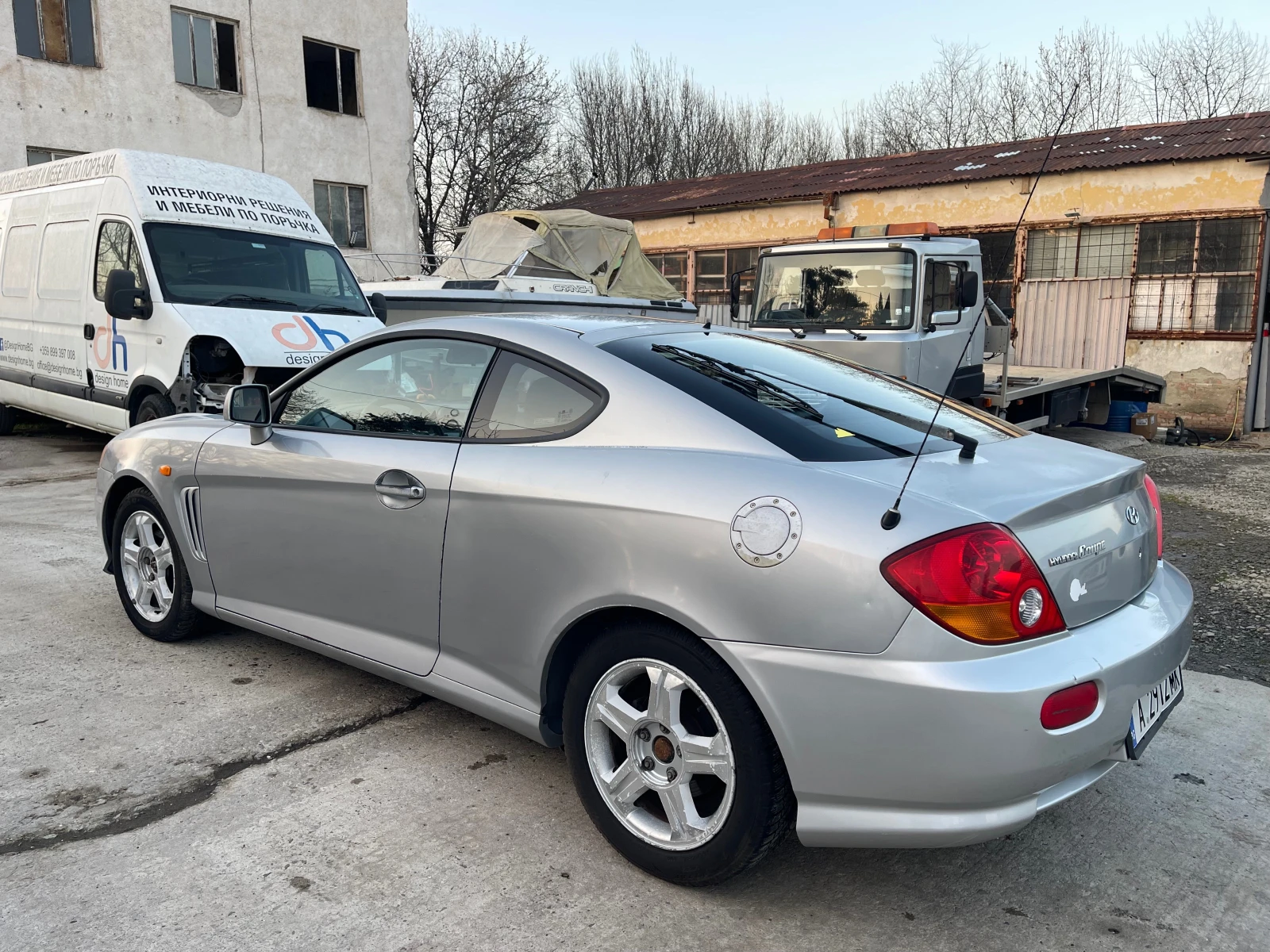 Hyundai Coupe 1.6, снимка 6 - Автомобили и джипове - 53979223