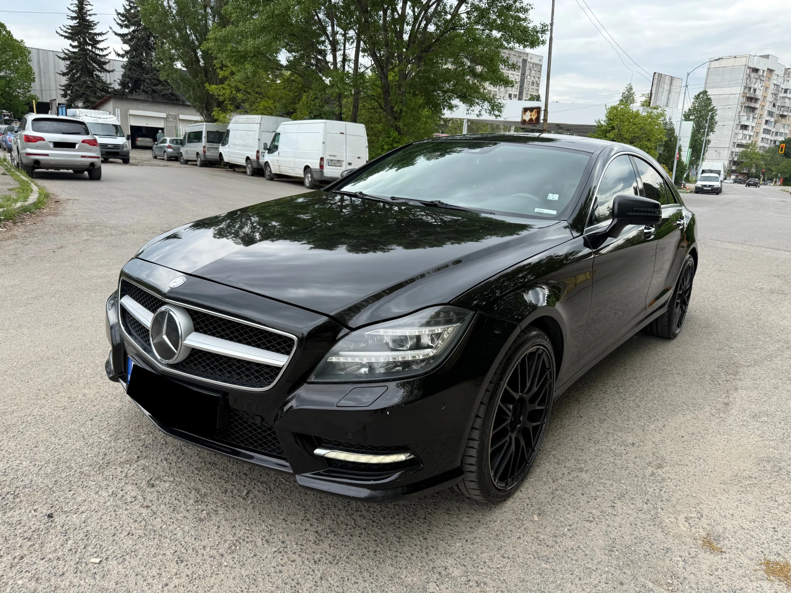 Mercedes-Benz CLS 550 4Matic AMG-Line, снимка 3 - Автомобили и джипове - 54453815