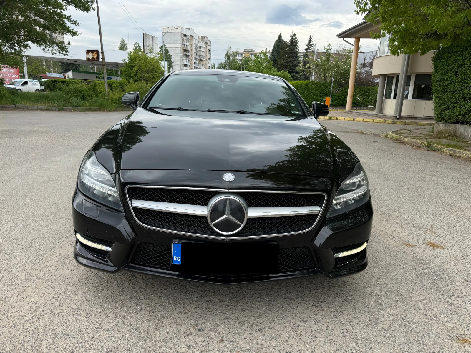 Mercedes-Benz CLS 550 4Matic AMG-Line, снимка 2 - Автомобили и джипове - 54453815