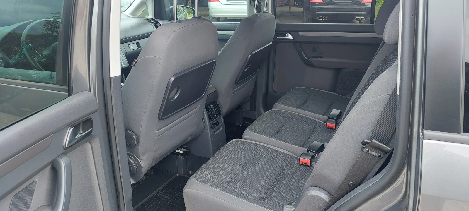VW Touran 2.0 TDI (140 Hp) DSG | Mobile.bg � ����������� 8