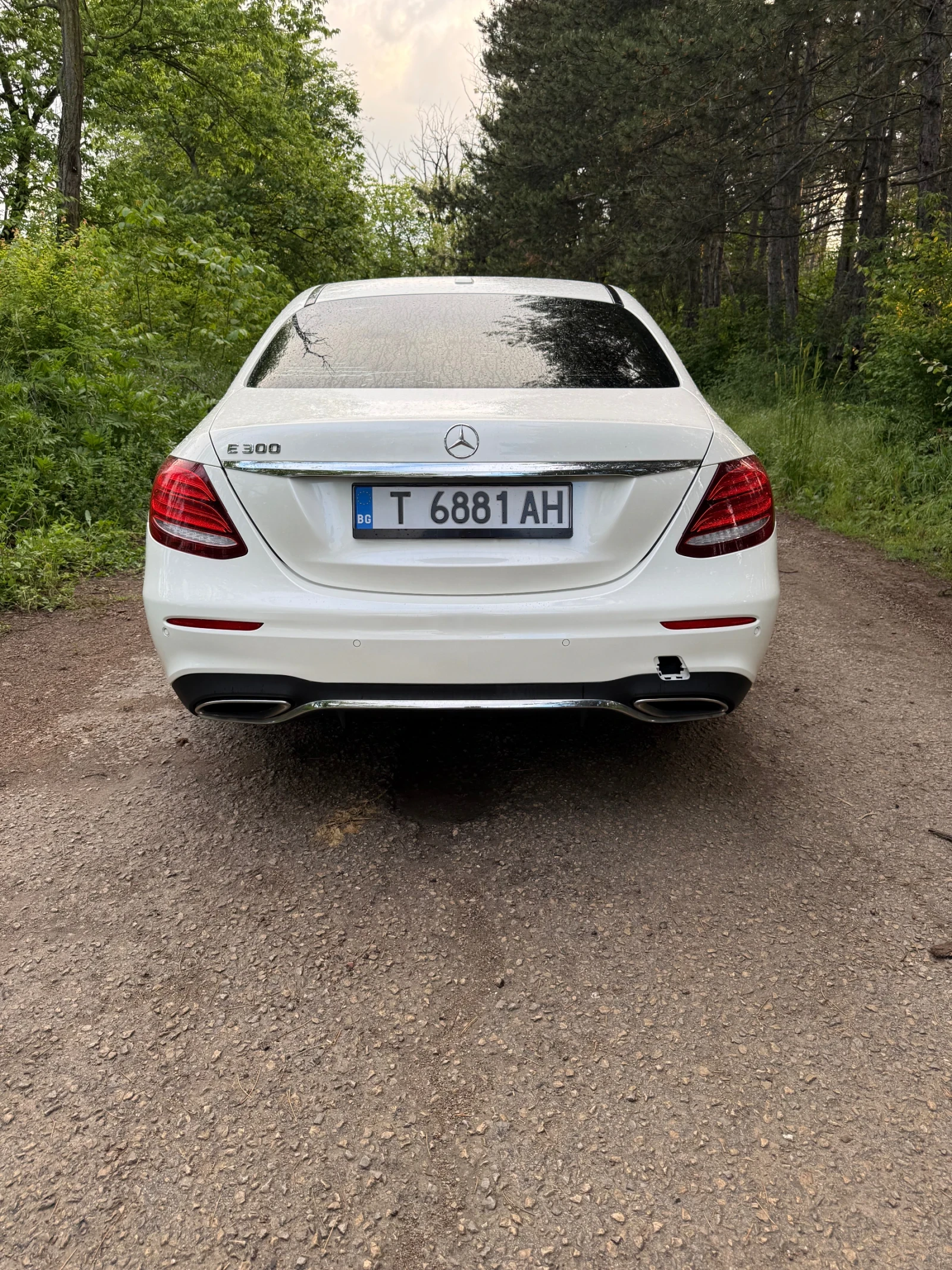 Mercedes-Benz E 300, снимка 4 - Автомобили и джипове - 54646476