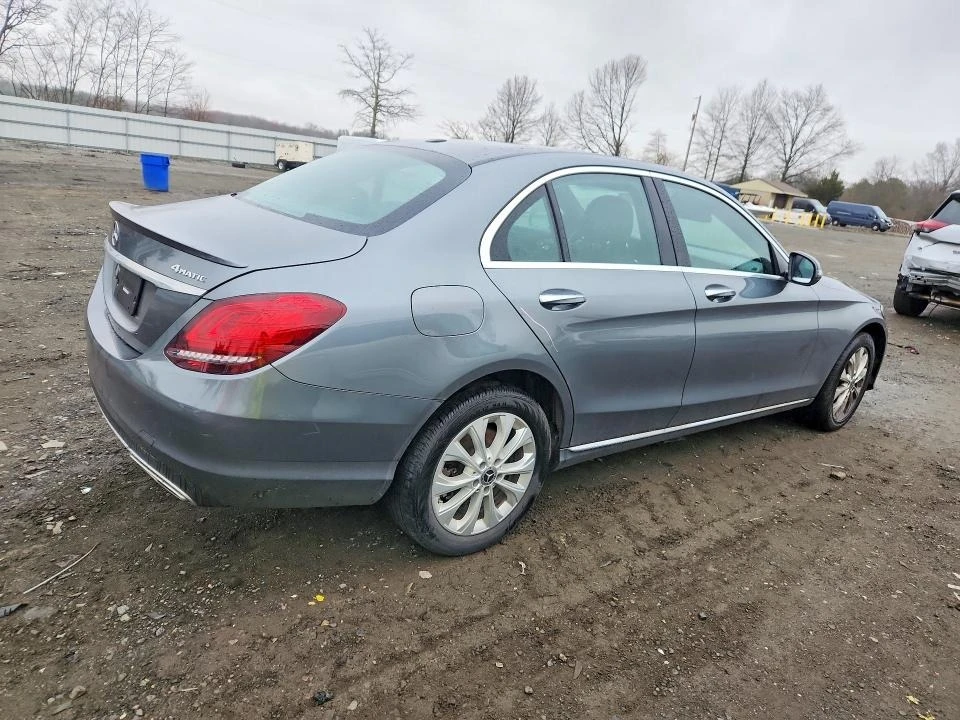 Mercedes-Benz C 200, снимка 3 - Автомобили и джипове - 54656110