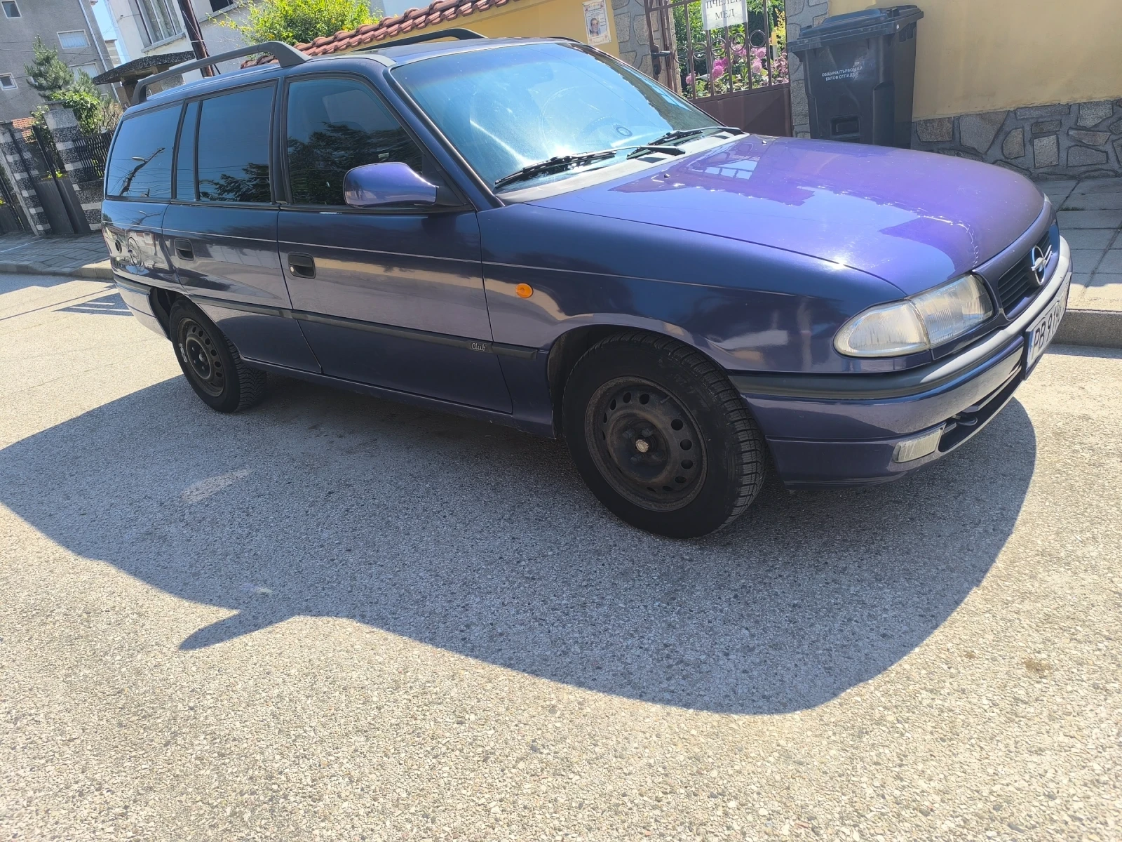 Opel Astra, снимка 3 - Автомобили и джипове - 54681716
