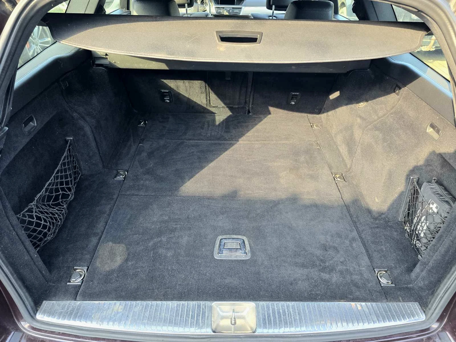 Mercedes-Benz E 250 УНИКАТ/AVANTGARDE/LED, снимка 16 - Автомобили и джипове - 54995246