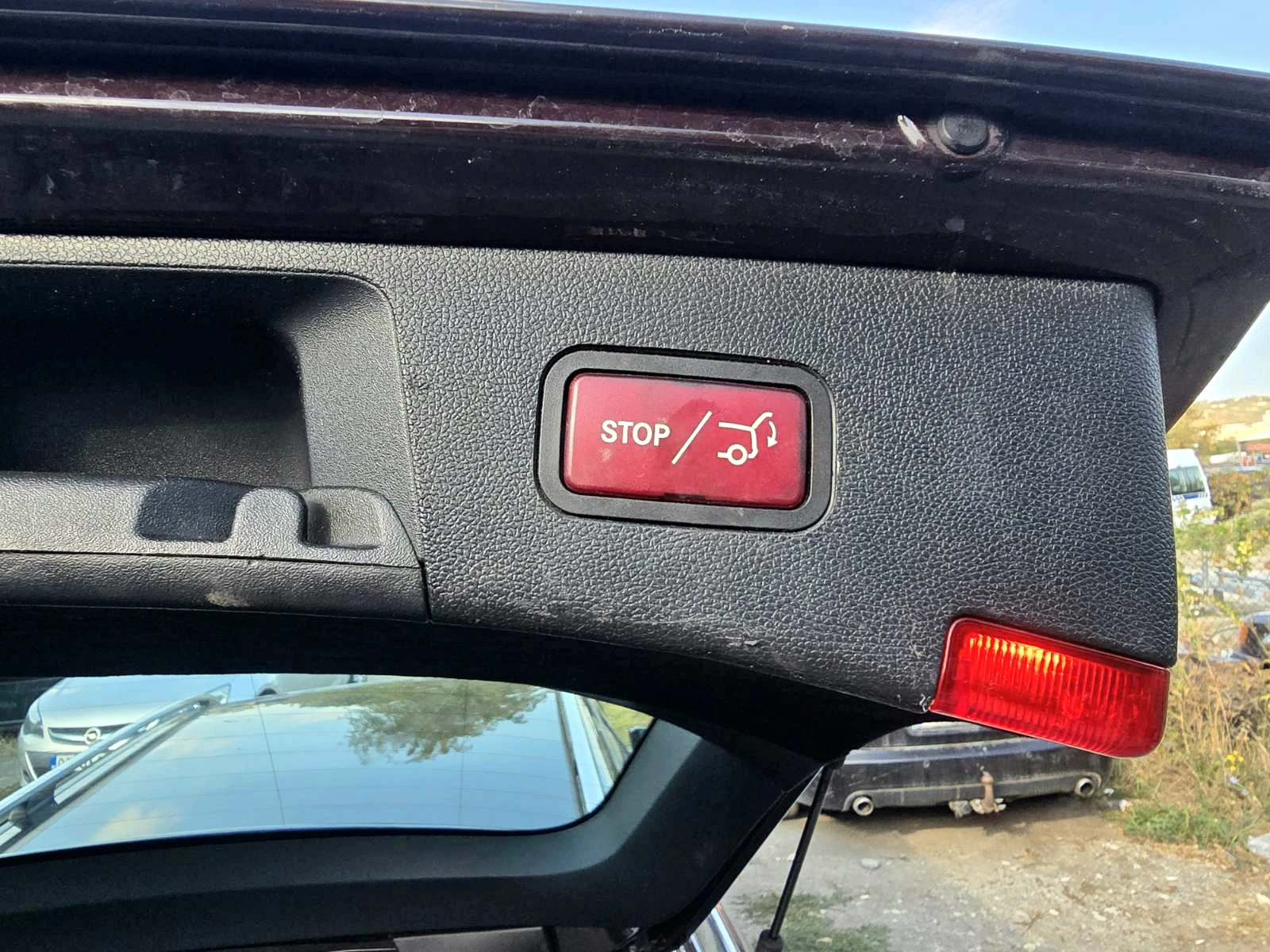 Mercedes-Benz E 250 УНИКАТ/AVANTGARDE/LED, снимка 15 - Автомобили и джипове - 54995246