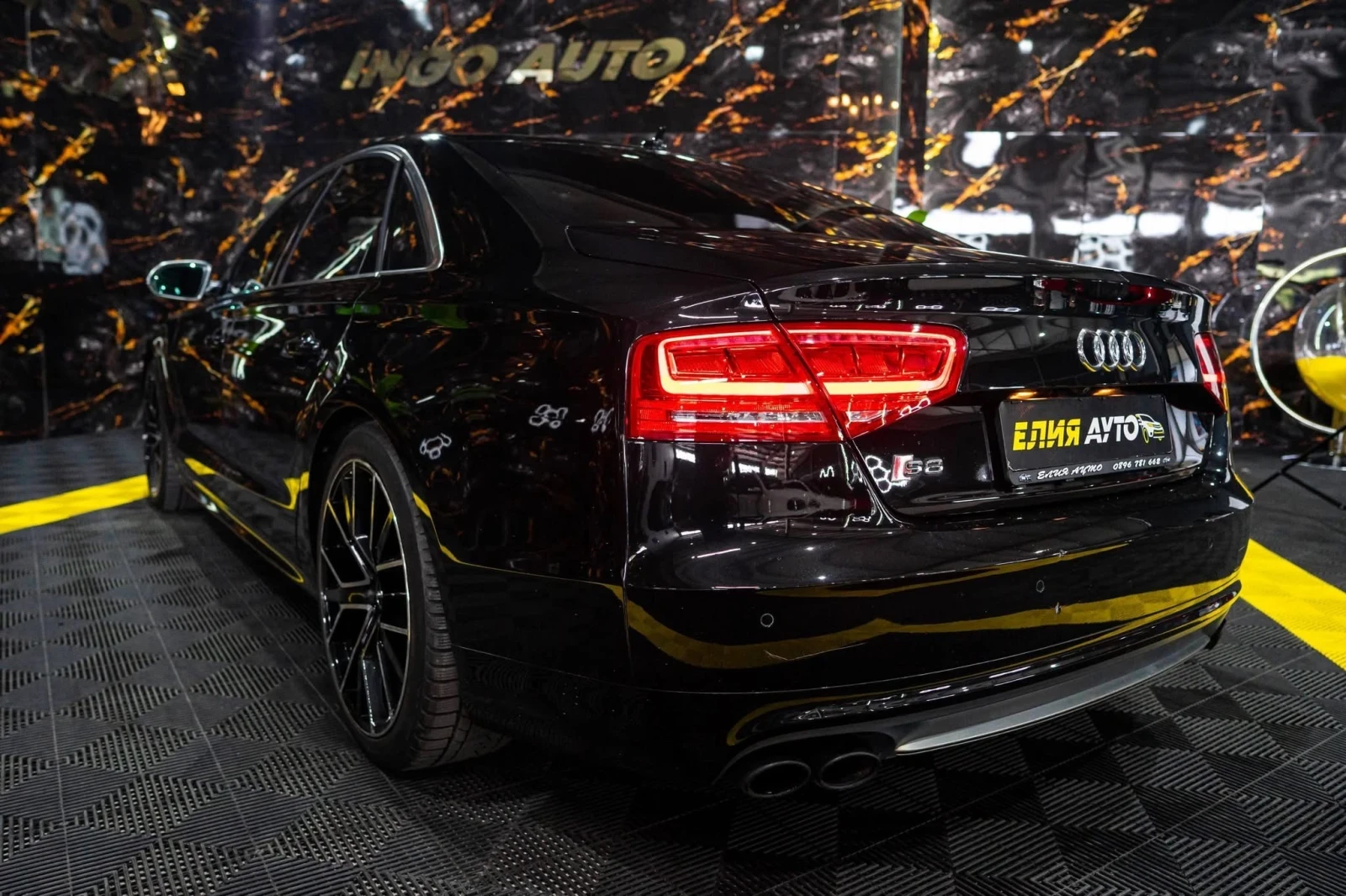 Audi S8 4.0 V8 LED NAVI CARBON BOSE ЛИЗИНГ 100%, снимка 6 - Автомобили и джипове - 55013107